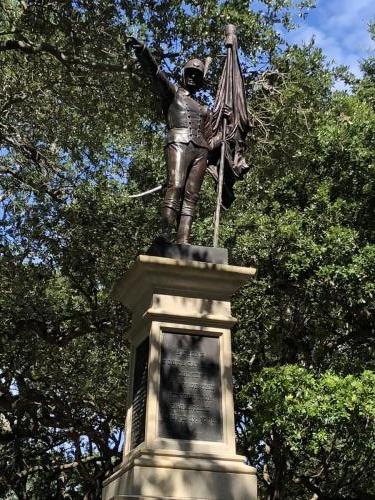 ioRKfJXISDa8ykkGczdspA